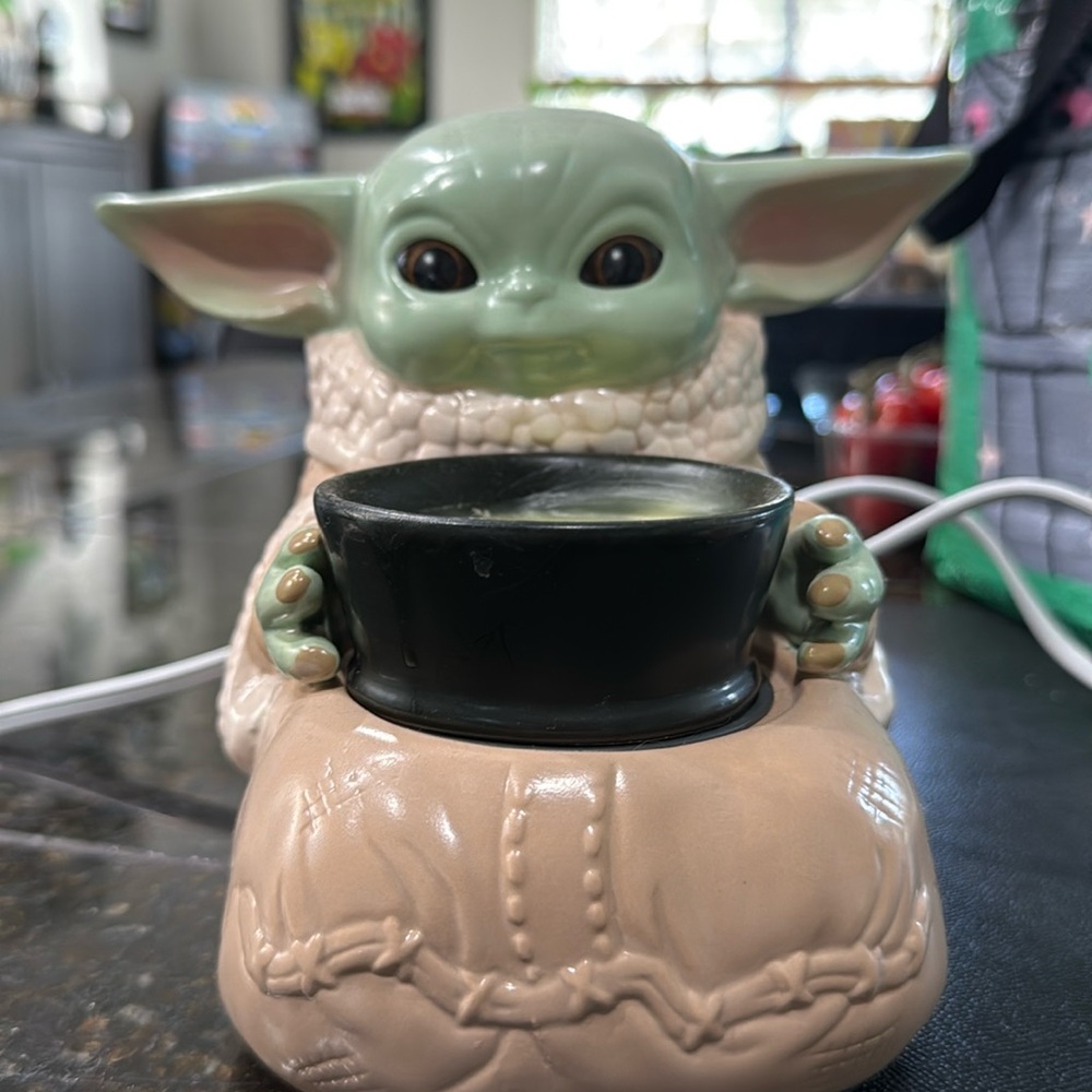 Baby yoda